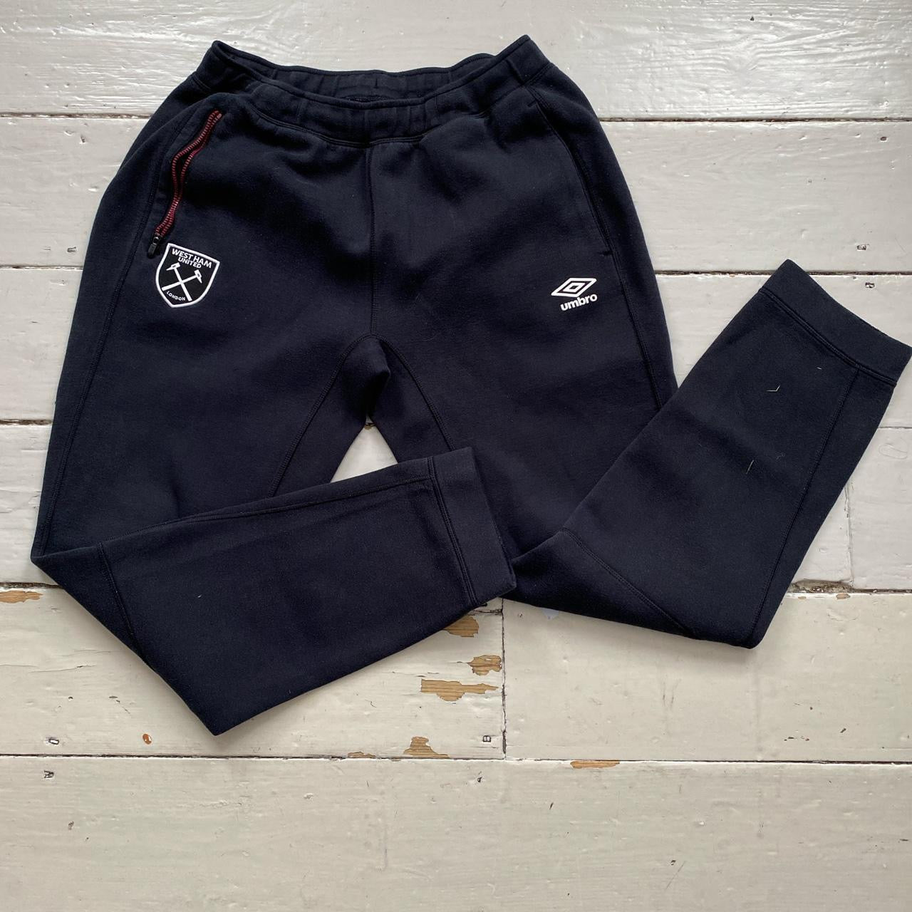 Umbro West Ham United Joggers (Large)