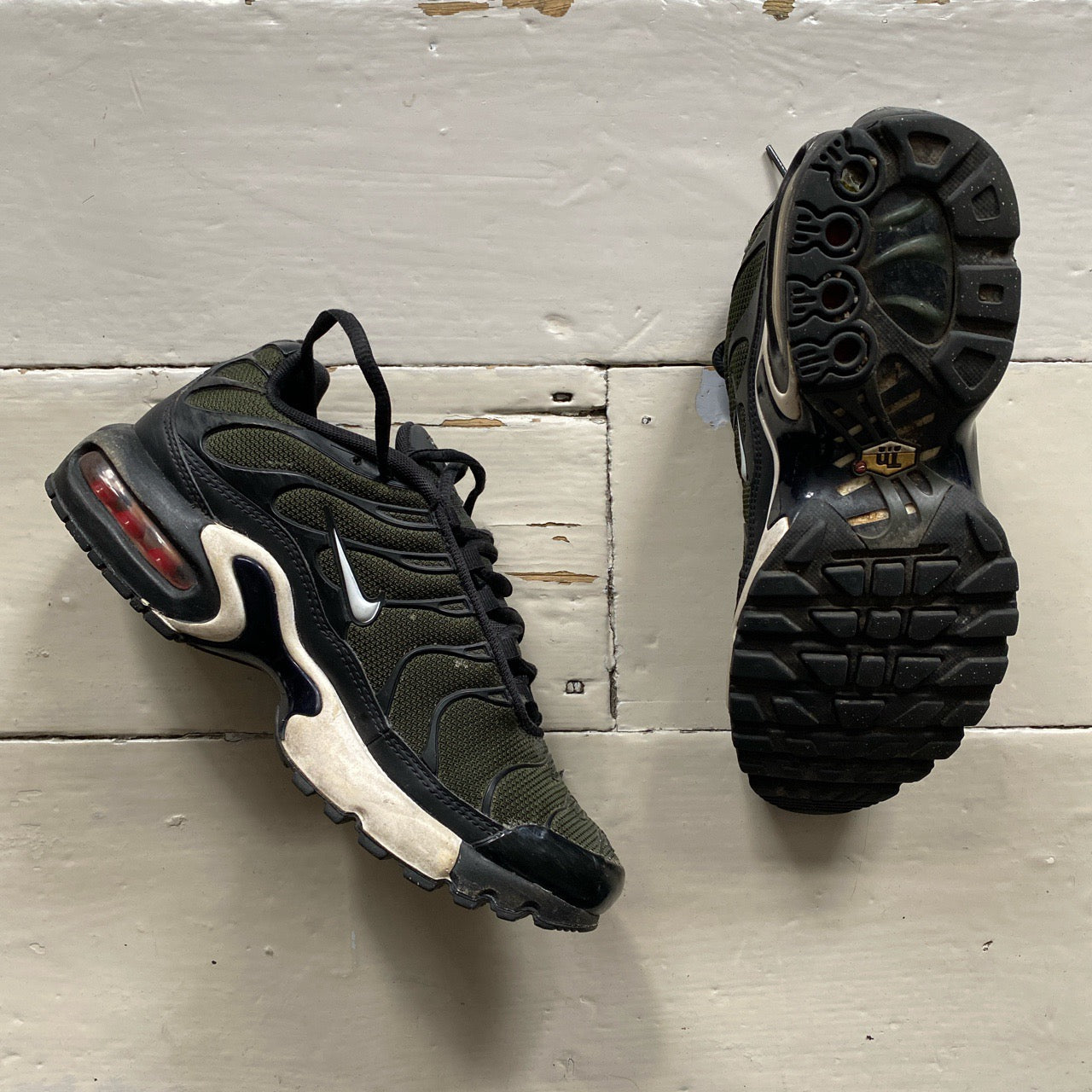 Nike TN Air Max Plus TN Green and Black (UK 5.5)