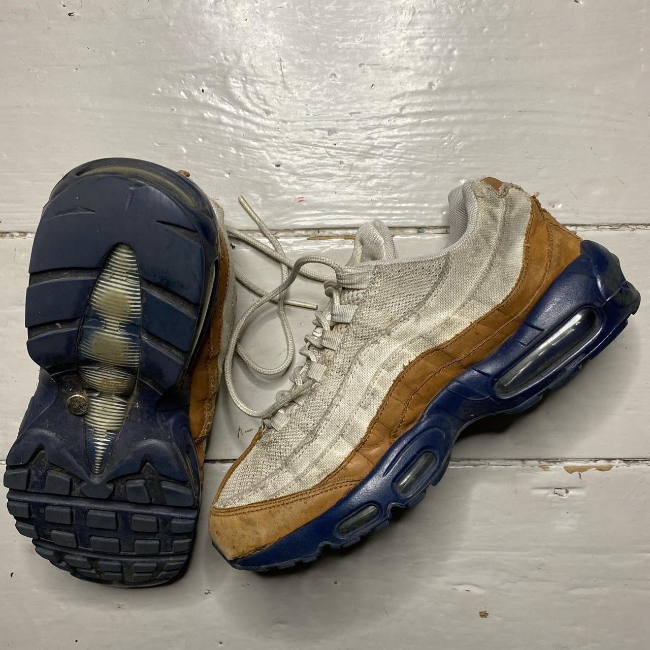 Nike Air Max 95 Ale Brown (UK 8)
