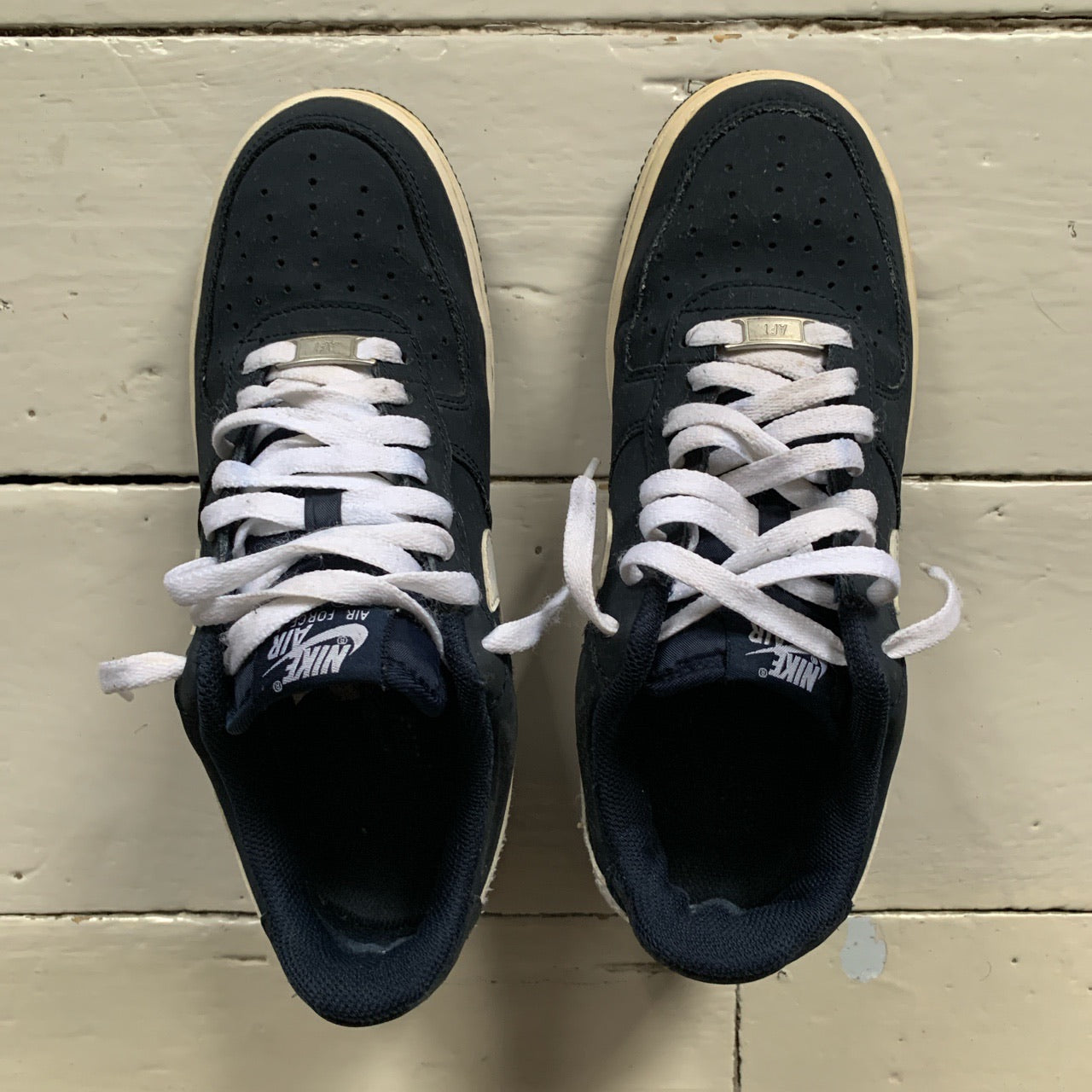 Nike Air Force 1 Navy Suede (UK 7)