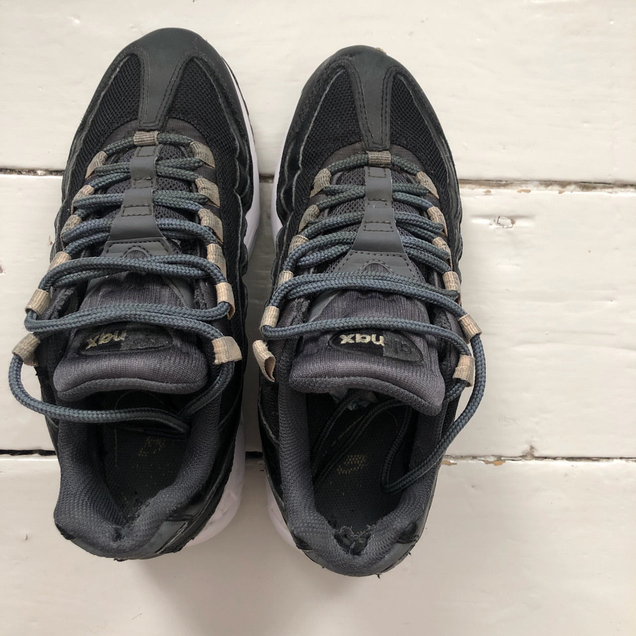 Nike Air Max 95 Black and White (UK 4)
