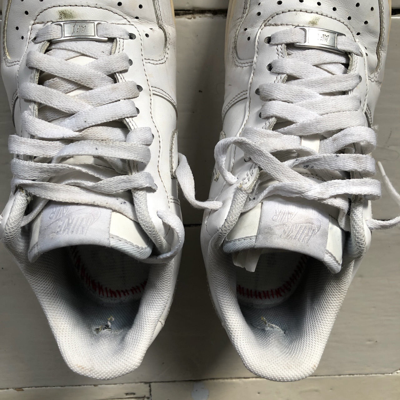 Nike Air Force 1 White (UK 7.5)