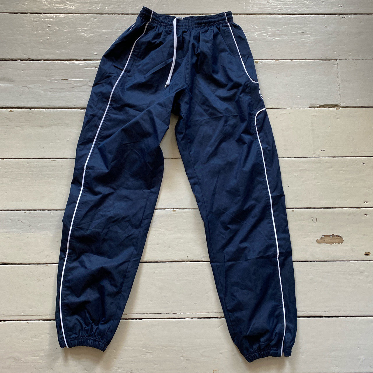 Nike Vintage Navy Shell Bottoms (Medium)