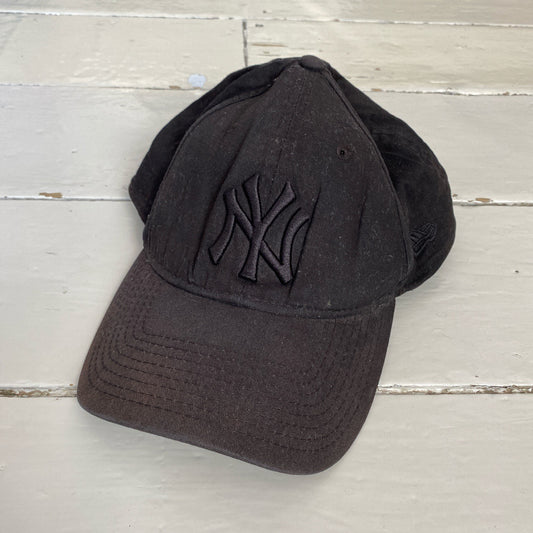 New Era new York Yankees Black Cap (Small/Medium)
