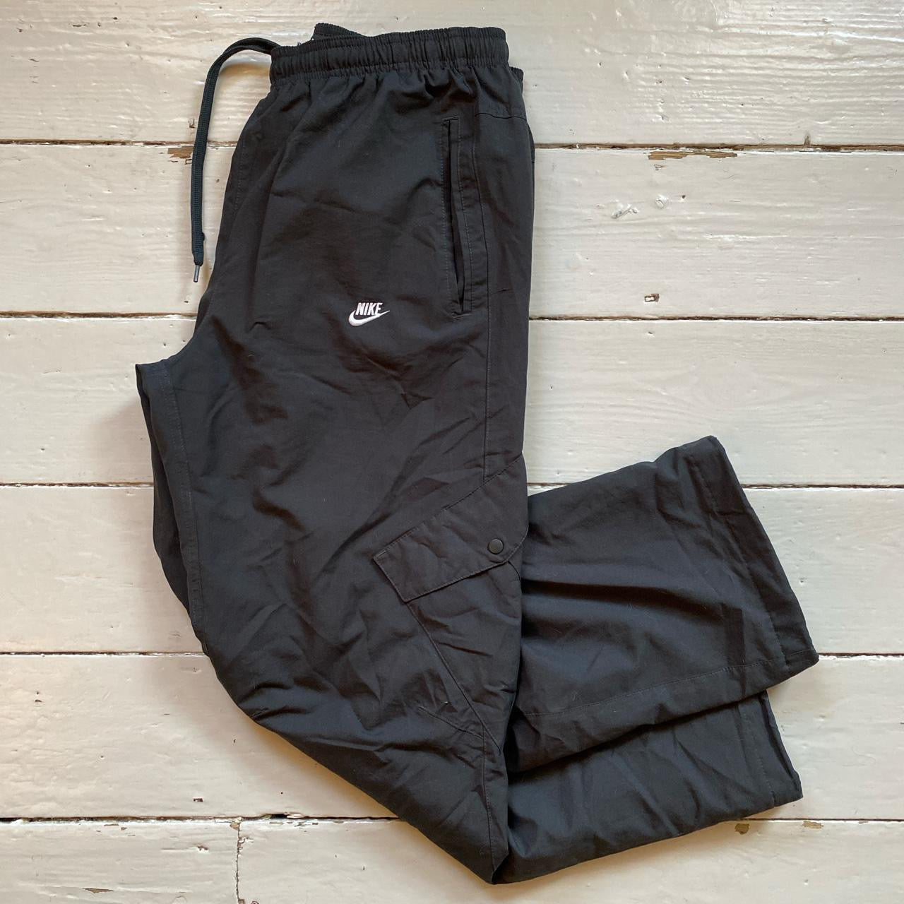 Nike Cargo Shell Bottoms (Large)