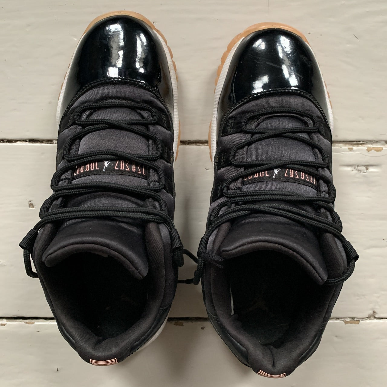 Jordan 11 Bleached Coral (UK 5)