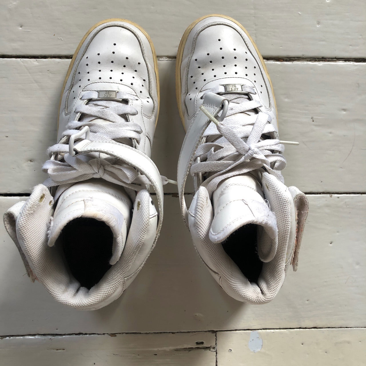 Nike Air Force 1 Mid White (UK 9)