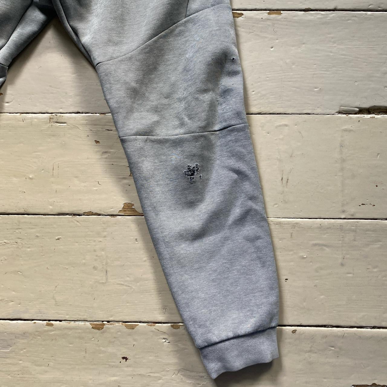Nike Grey Tech Fleece Joggers (Medium)