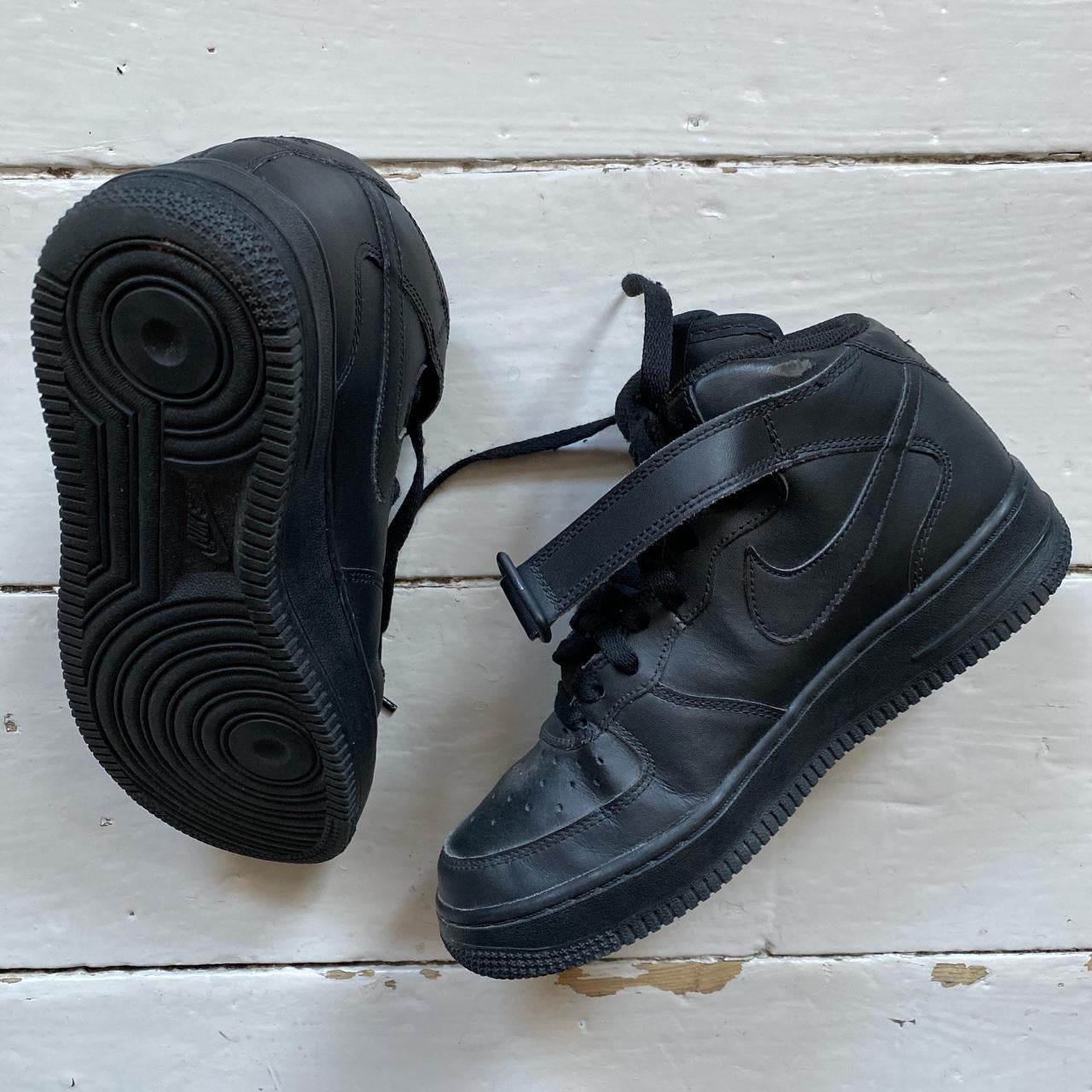 Nike Air Force 1 Mid Black (UK 5)