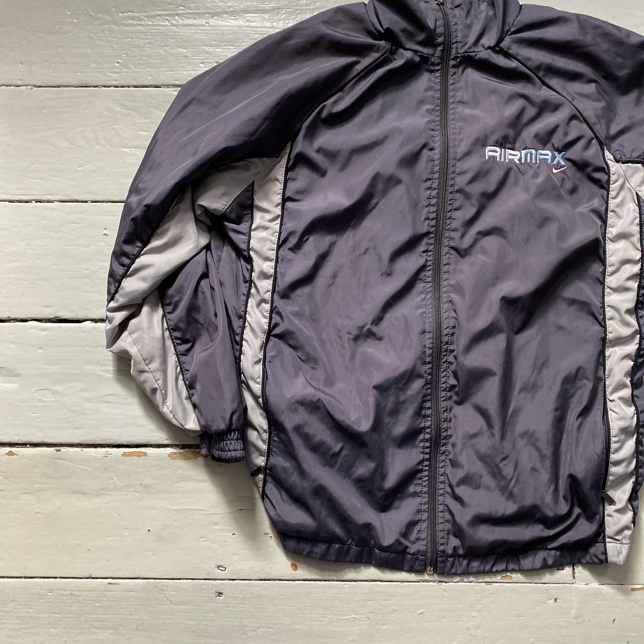 Nike Vintage Air Max Padded Windbreaker (Medium)