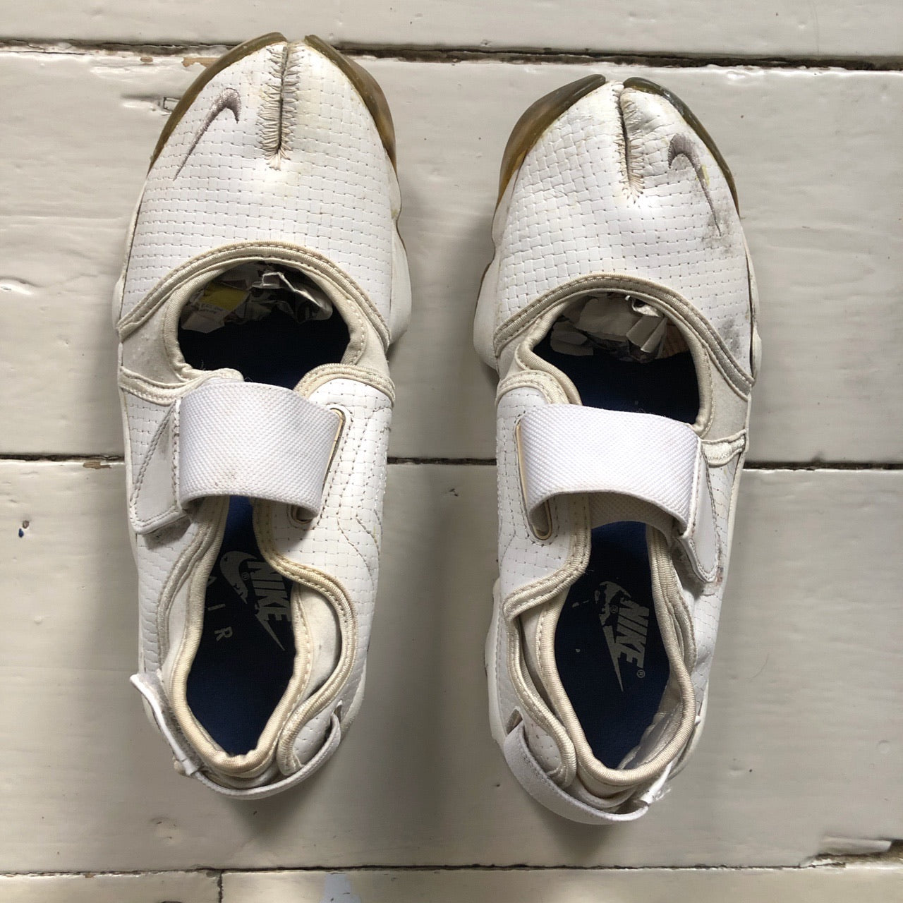 Nike Air Rift Vintage 2005 White (UK 6)