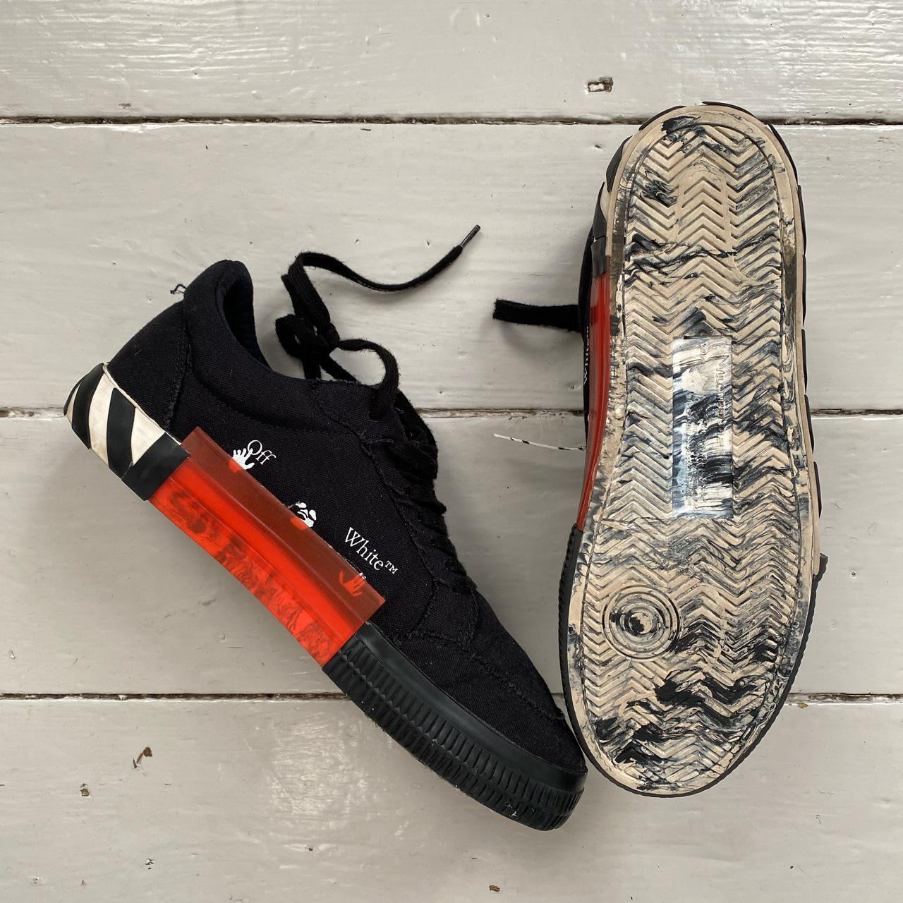 Off White Low Vulcanized Trainers (UK 11)