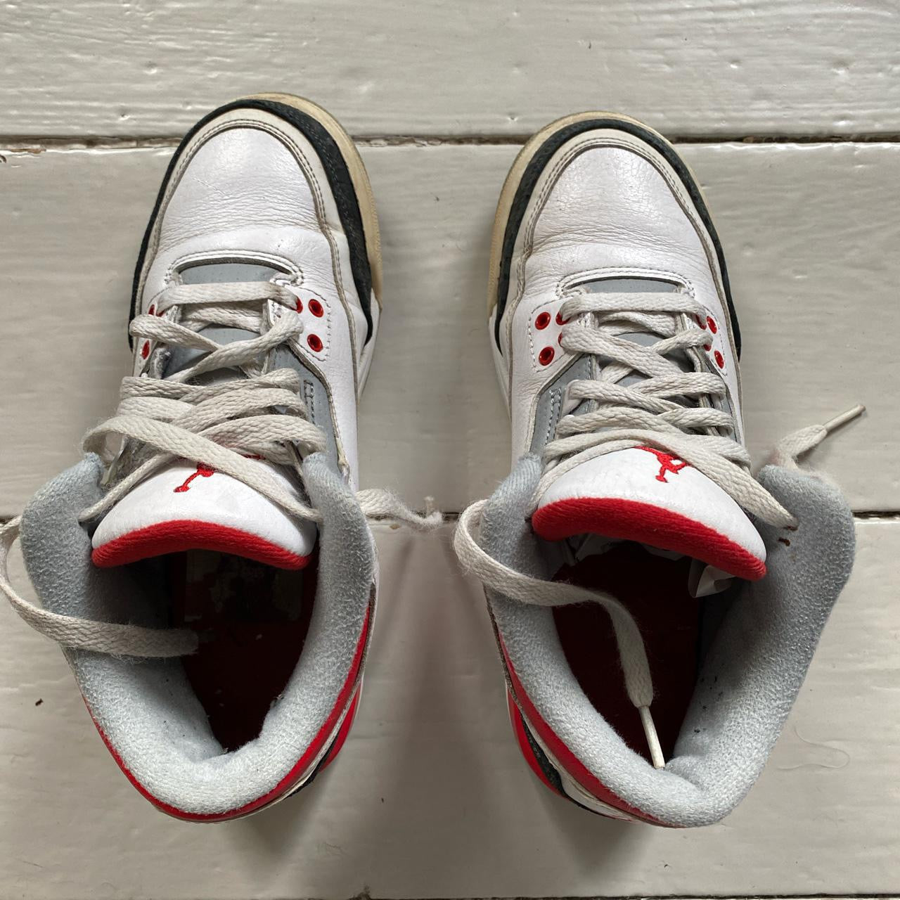 Jordan 3 Fire Red (UK 6)
