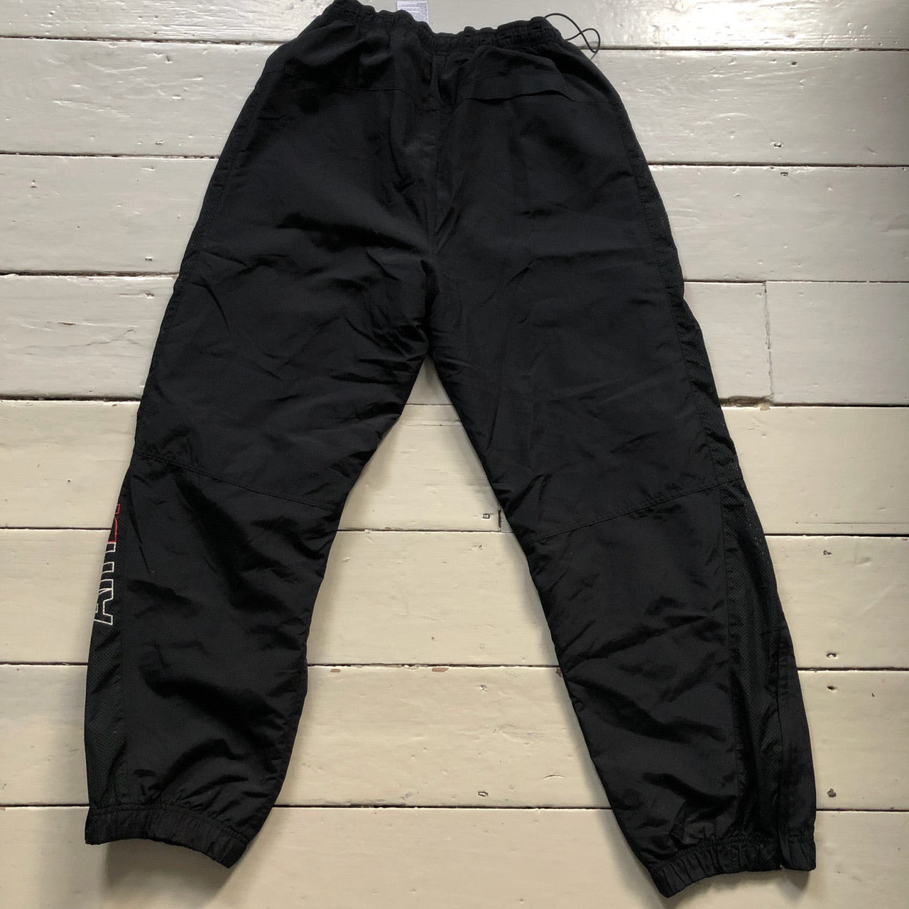 Nike Vintage Ath Dept Shell Bottoms (Large)