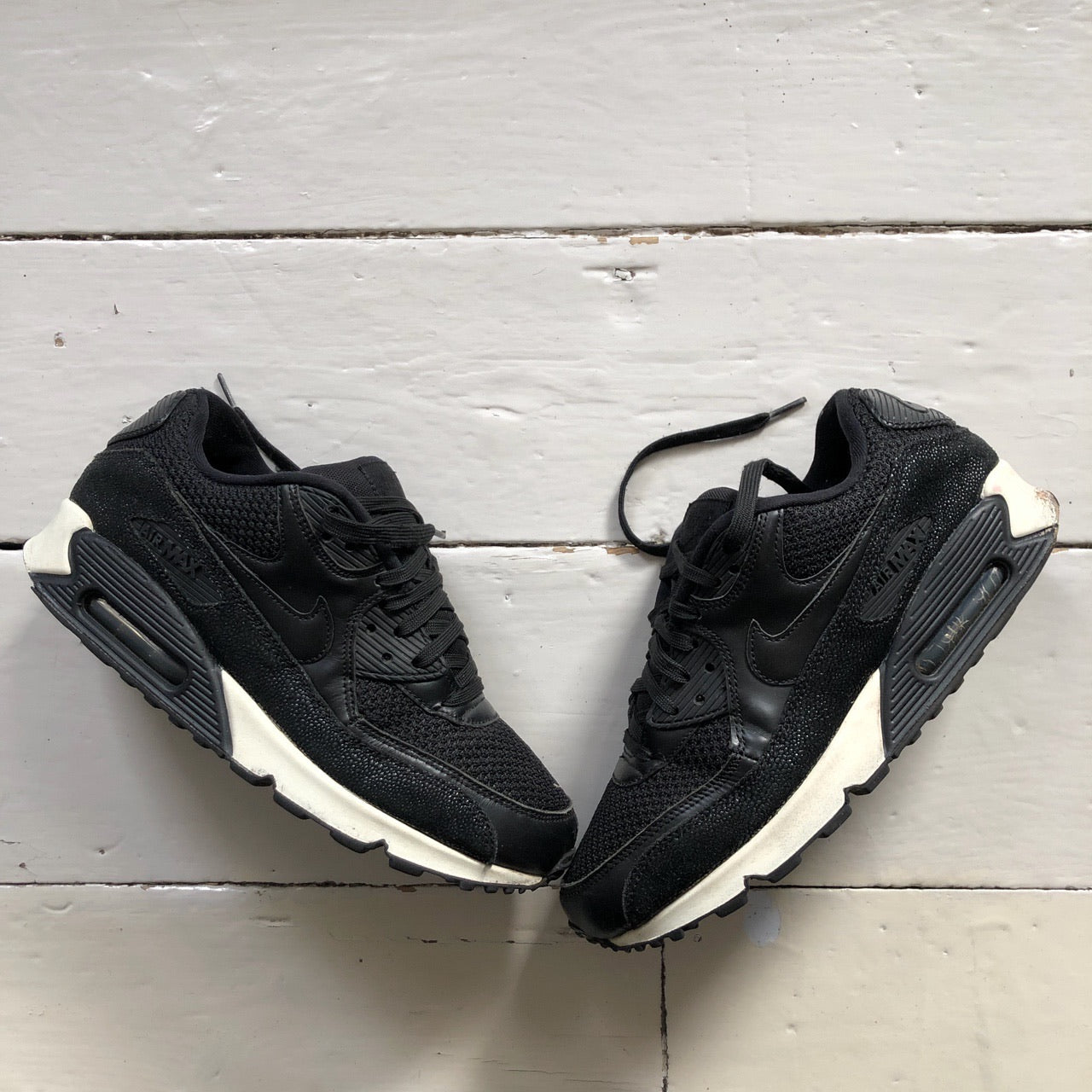 Nike Air Max 90 Black and White (UK 7)