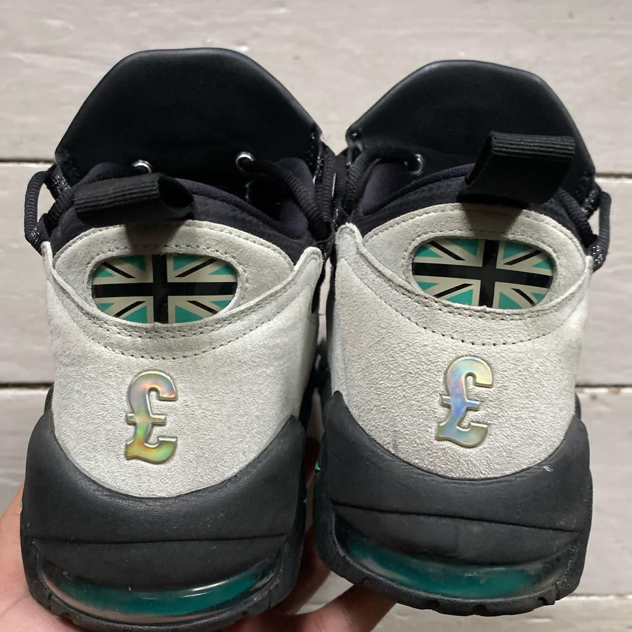 Nike Uptempo Air More Money (UK 9)