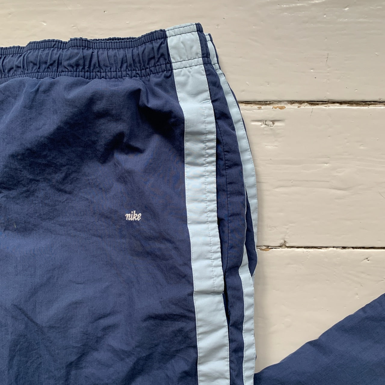Nike Vintage Shell Bottoms (Large)