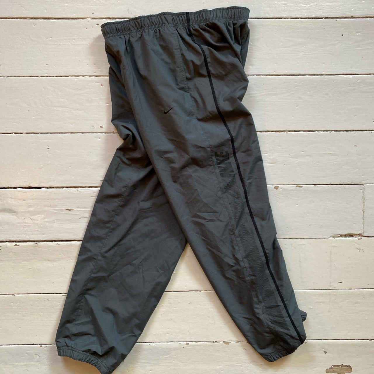 Nike Club Spellout Shell Bottoms (Large)