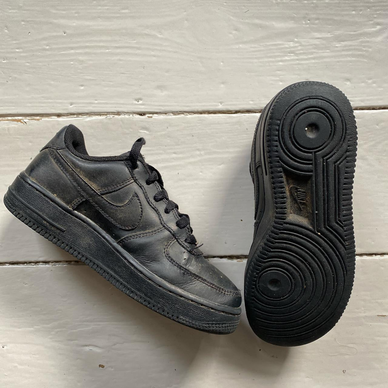 Nike Air Force 1 Black (UK 4)