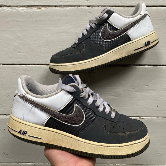 Nike Air Force 1 Towelling Swoosh (UK 7.5)