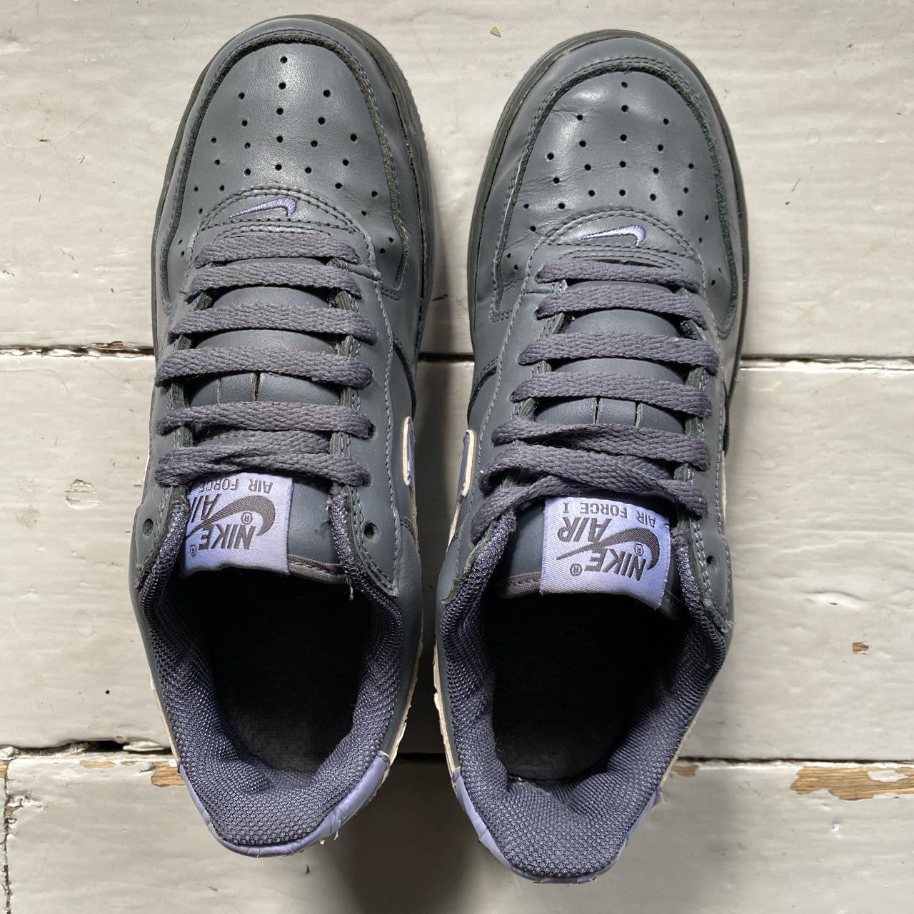 Nike Air Force 1 Grey Vintage (UK 5)