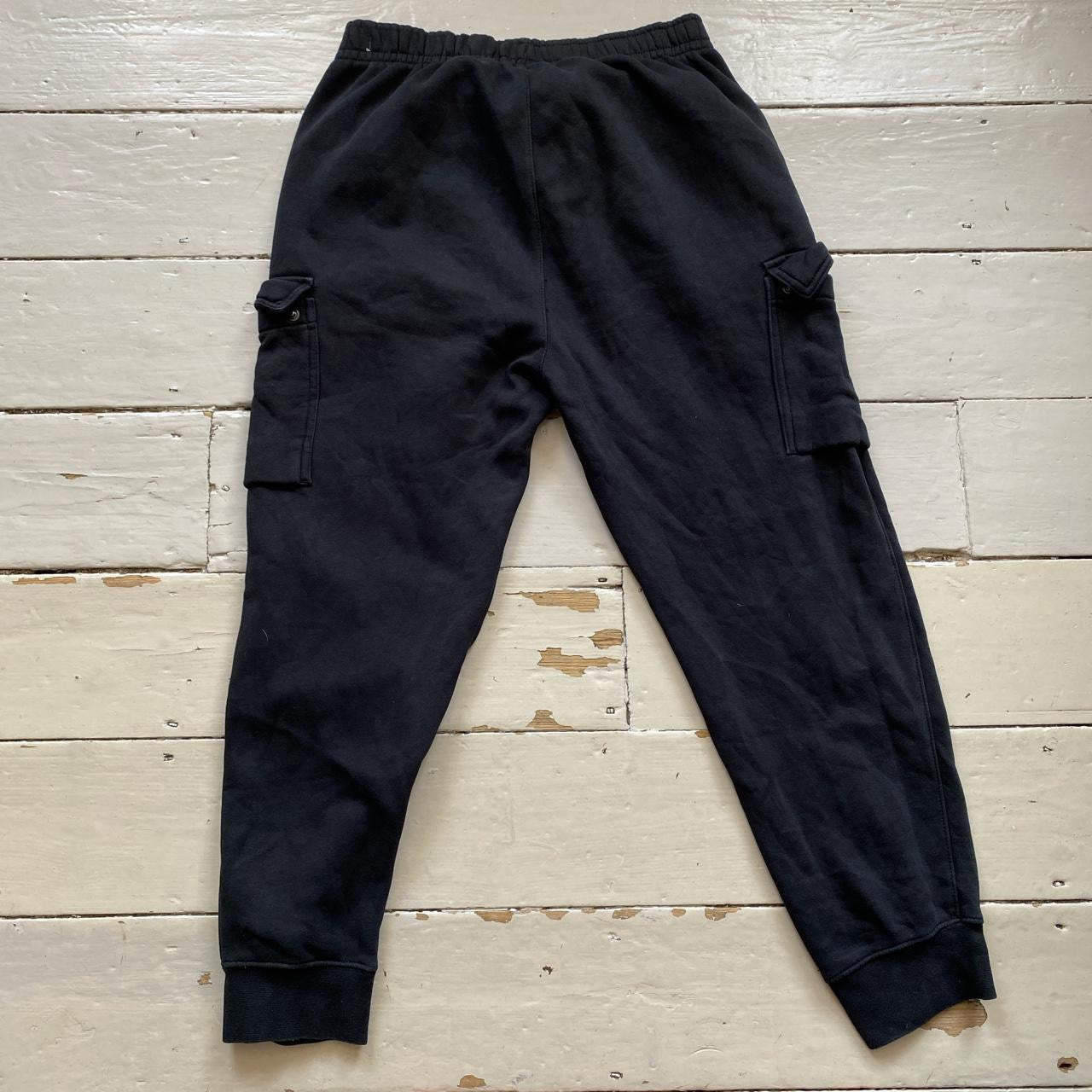 Nike Swoosh Cargo joggers (Large)