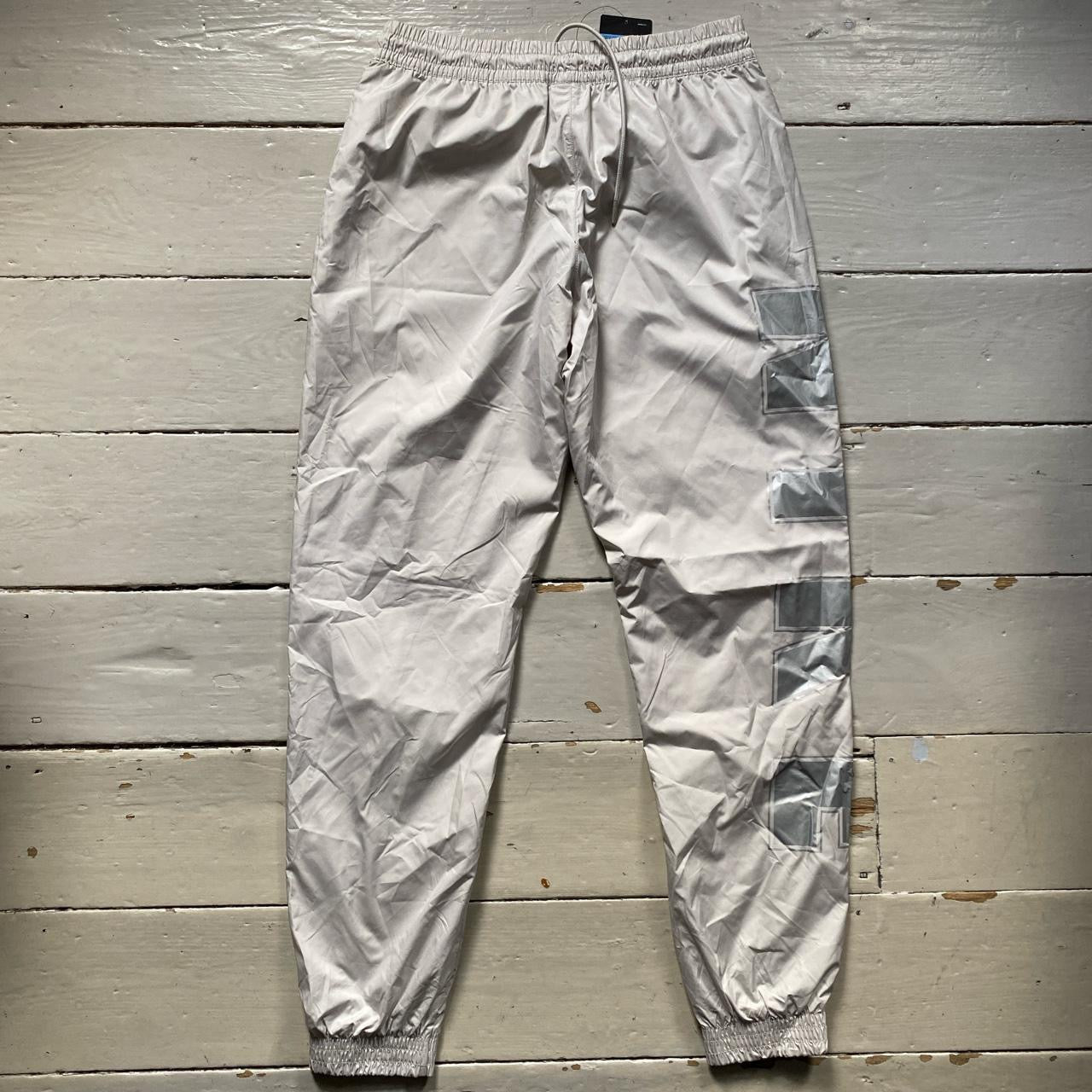Nike Spellout Shell Bottoms (Medium)