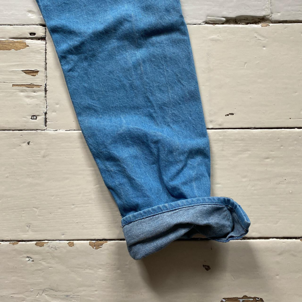 Levis 501 Slim Tapered Jeans
