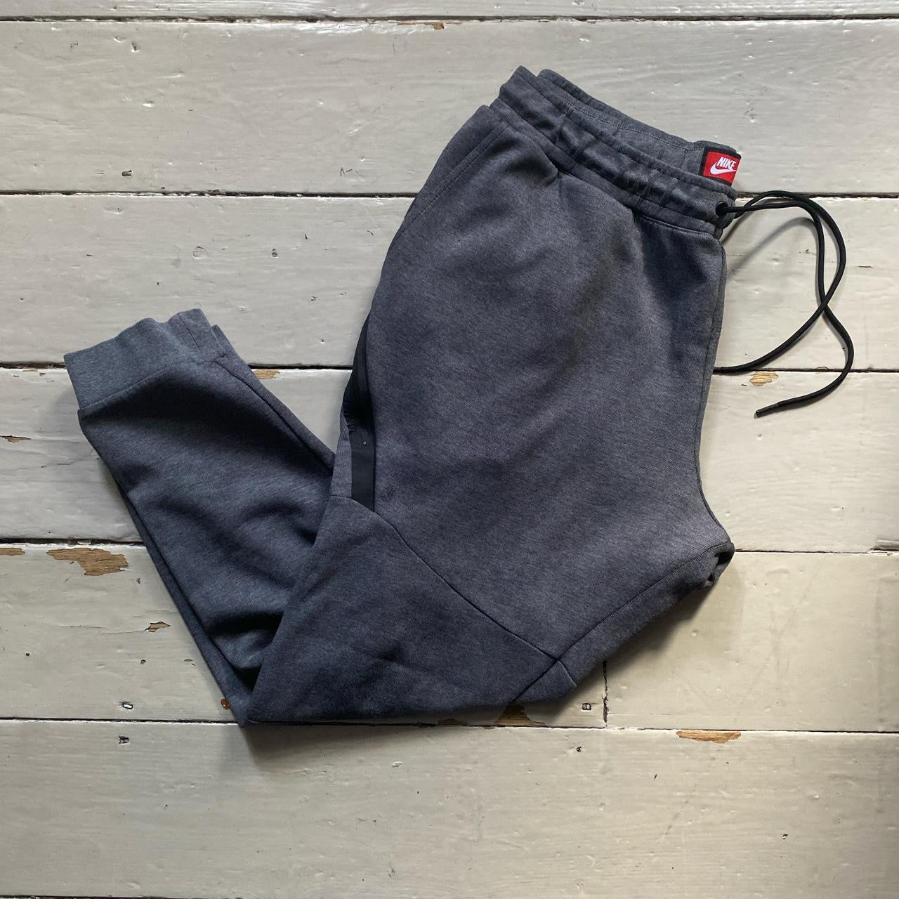 Nike Tech Fleece Grey Joggers (XXL)