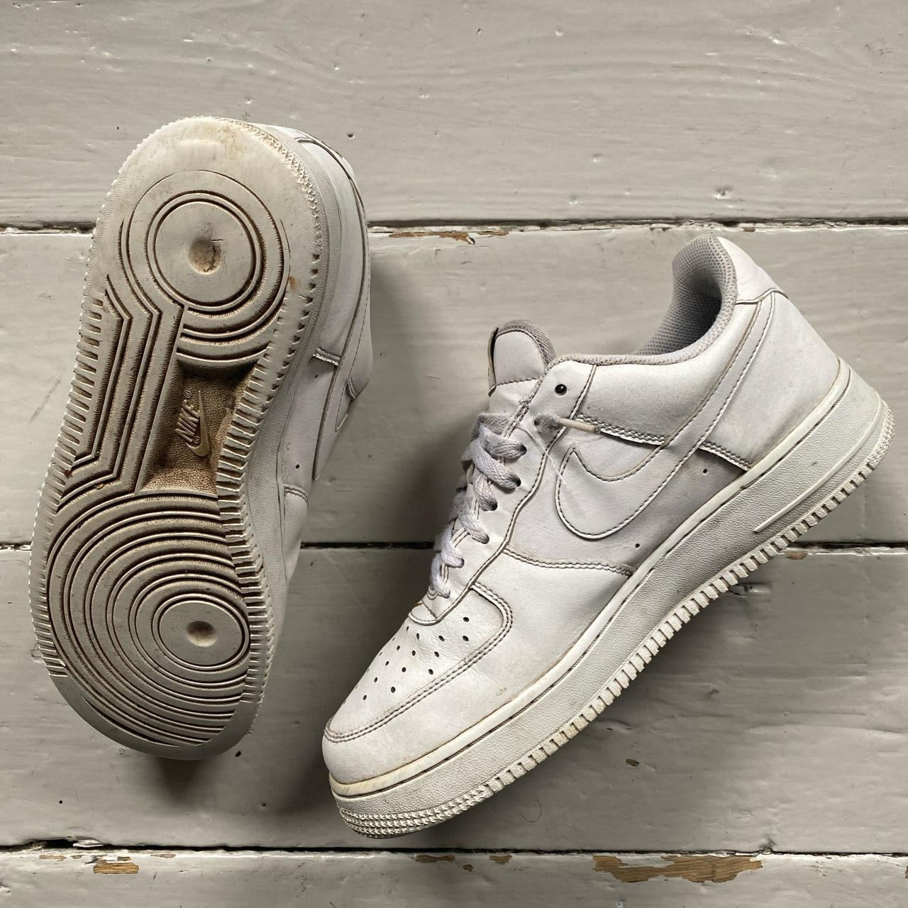 Nike Air Force 1 White (UK 8)