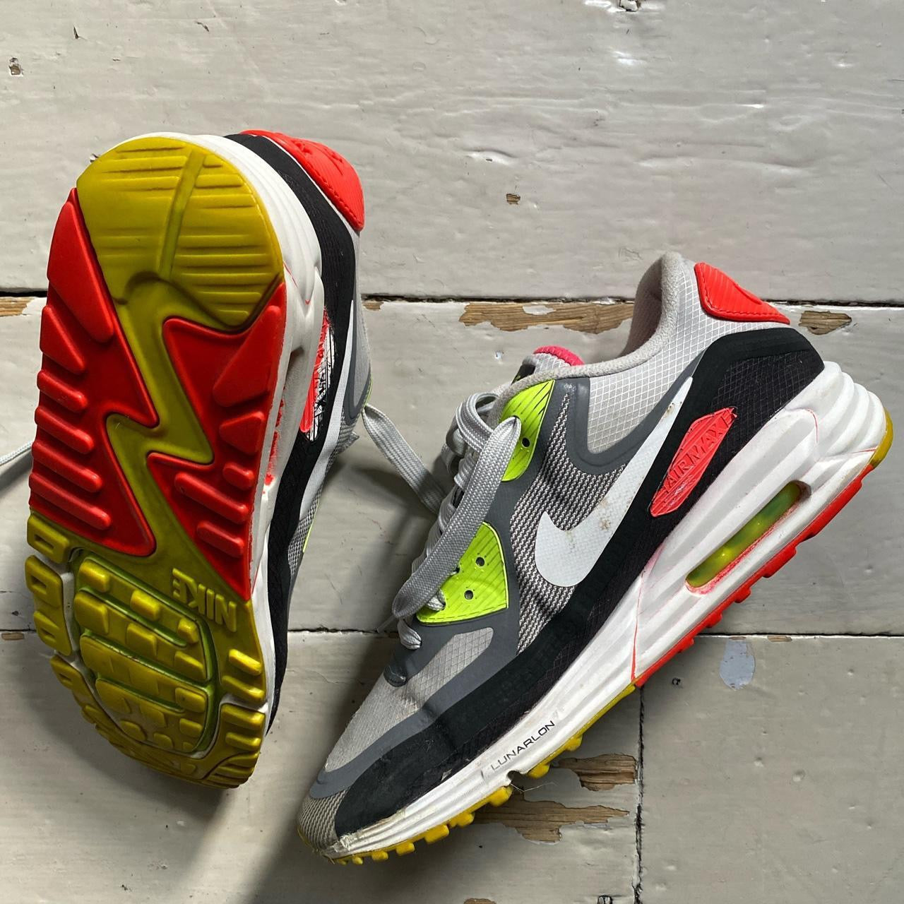Nike Air Max 90 Lunarlon Water Resistant (UK 9.5)