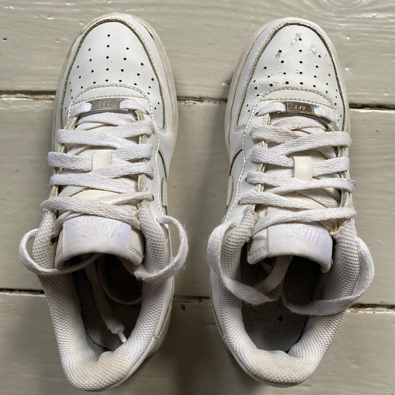 Nike Air Force 1 White (UK 4)