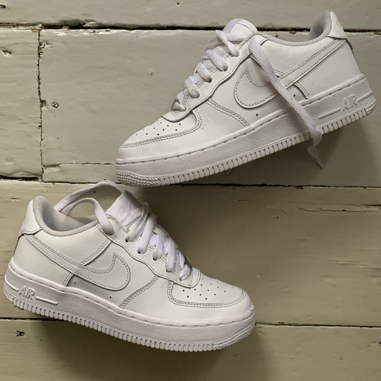 Nike Air Force 1 White (UK 4)