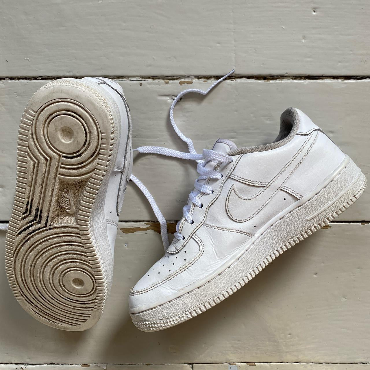 Nike Air Force 1 White (UK 5)