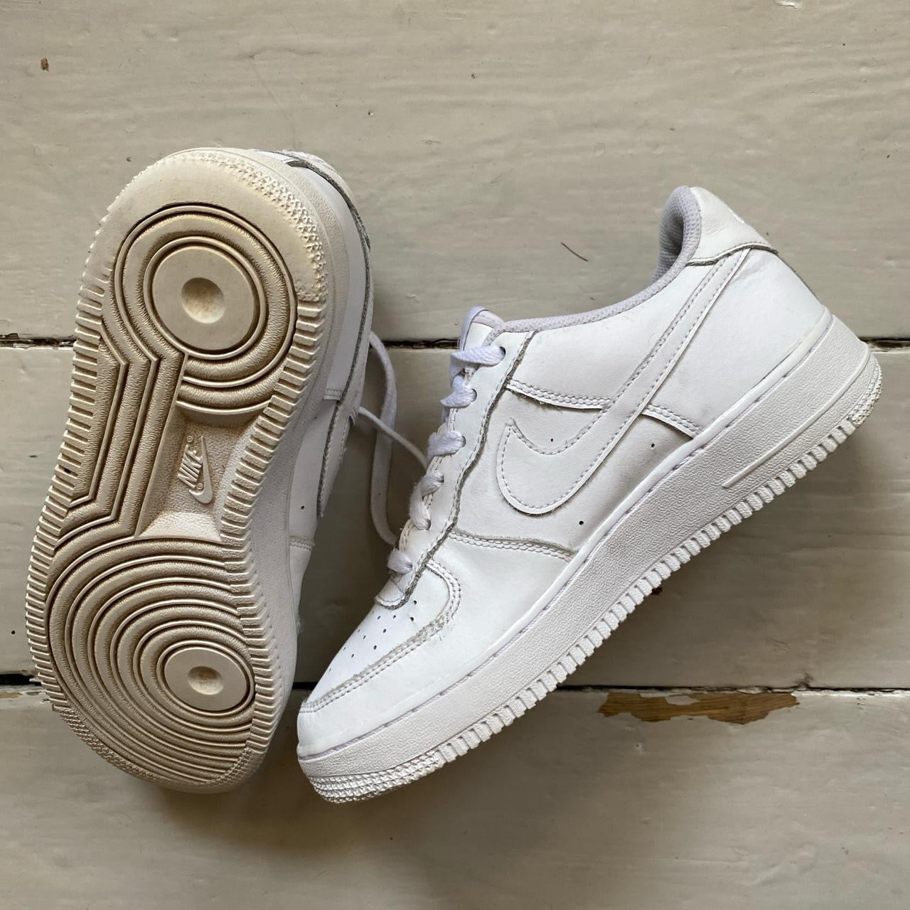 Nike Air Force 1 White (UK 6)