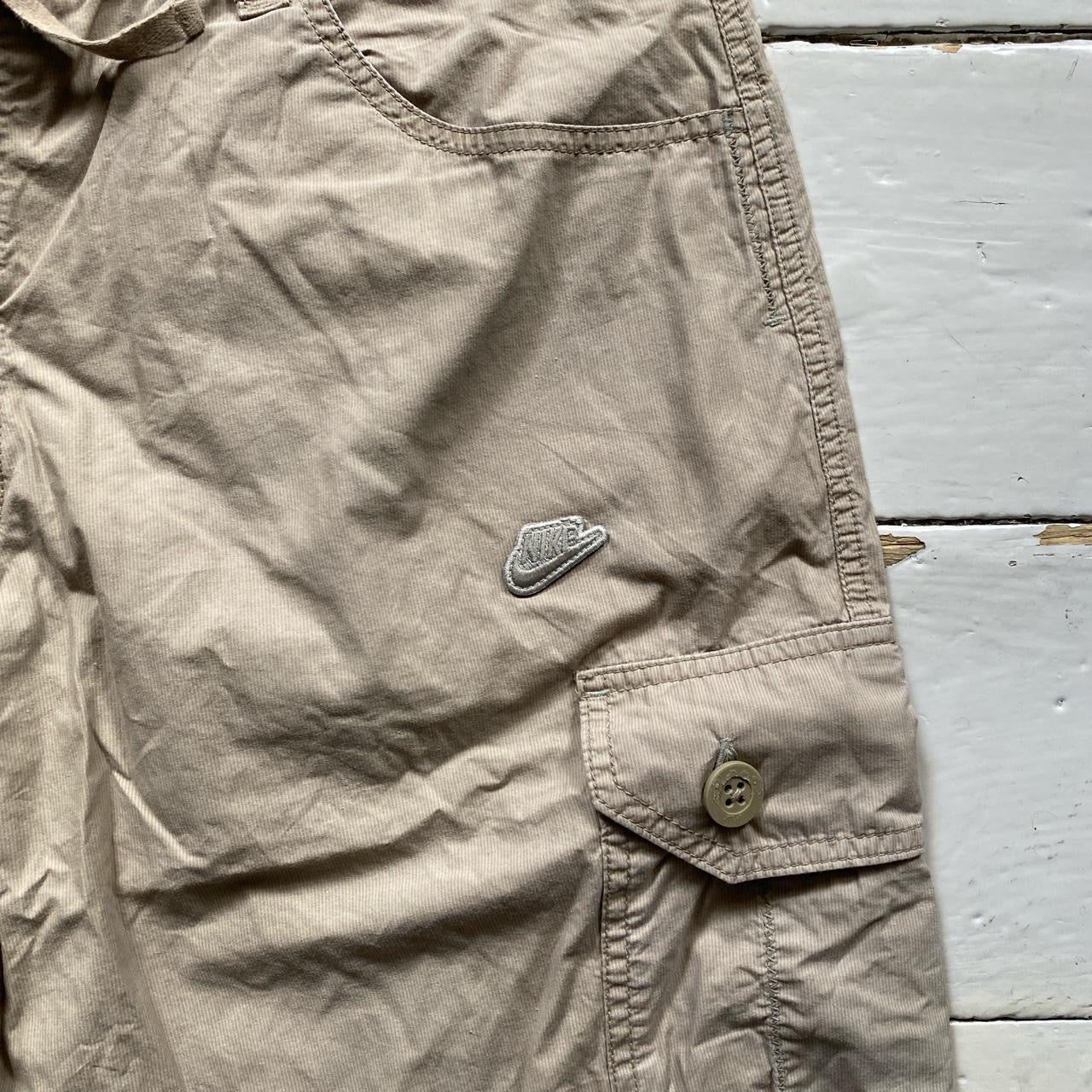 Nike Beige Cargo Shorts (36W)