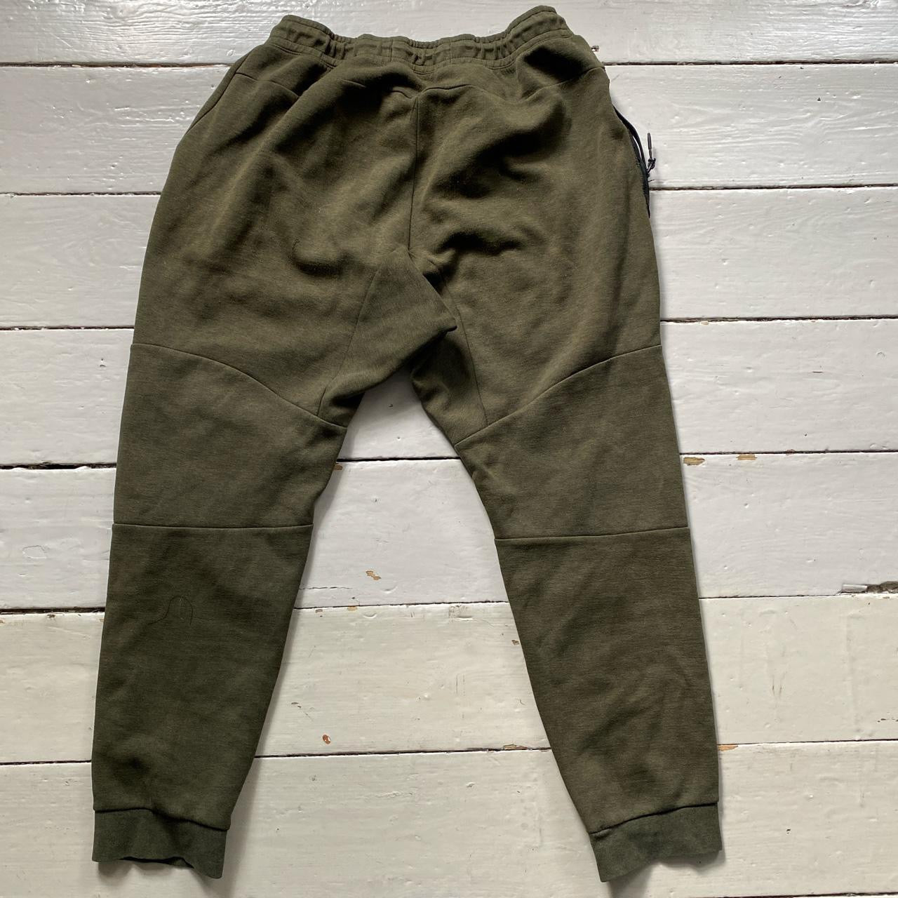 Nike Tech Fleece Khaki Joggers (XL)