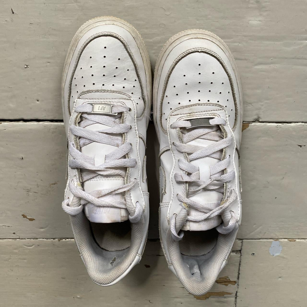 Nike Air Force 1 White (UK 6)
