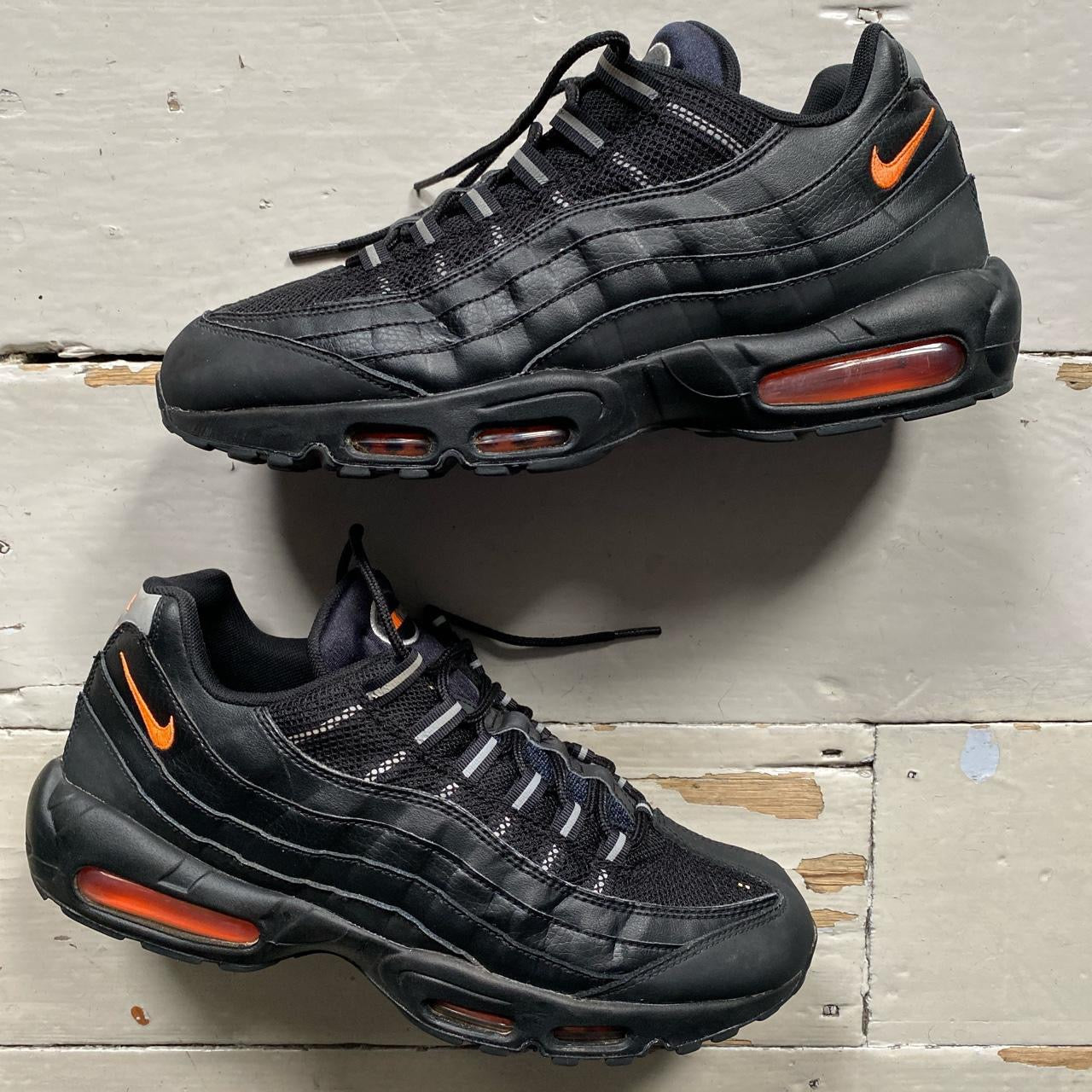 Nike Air Max 95 Black Total Orange (UK 11.5)