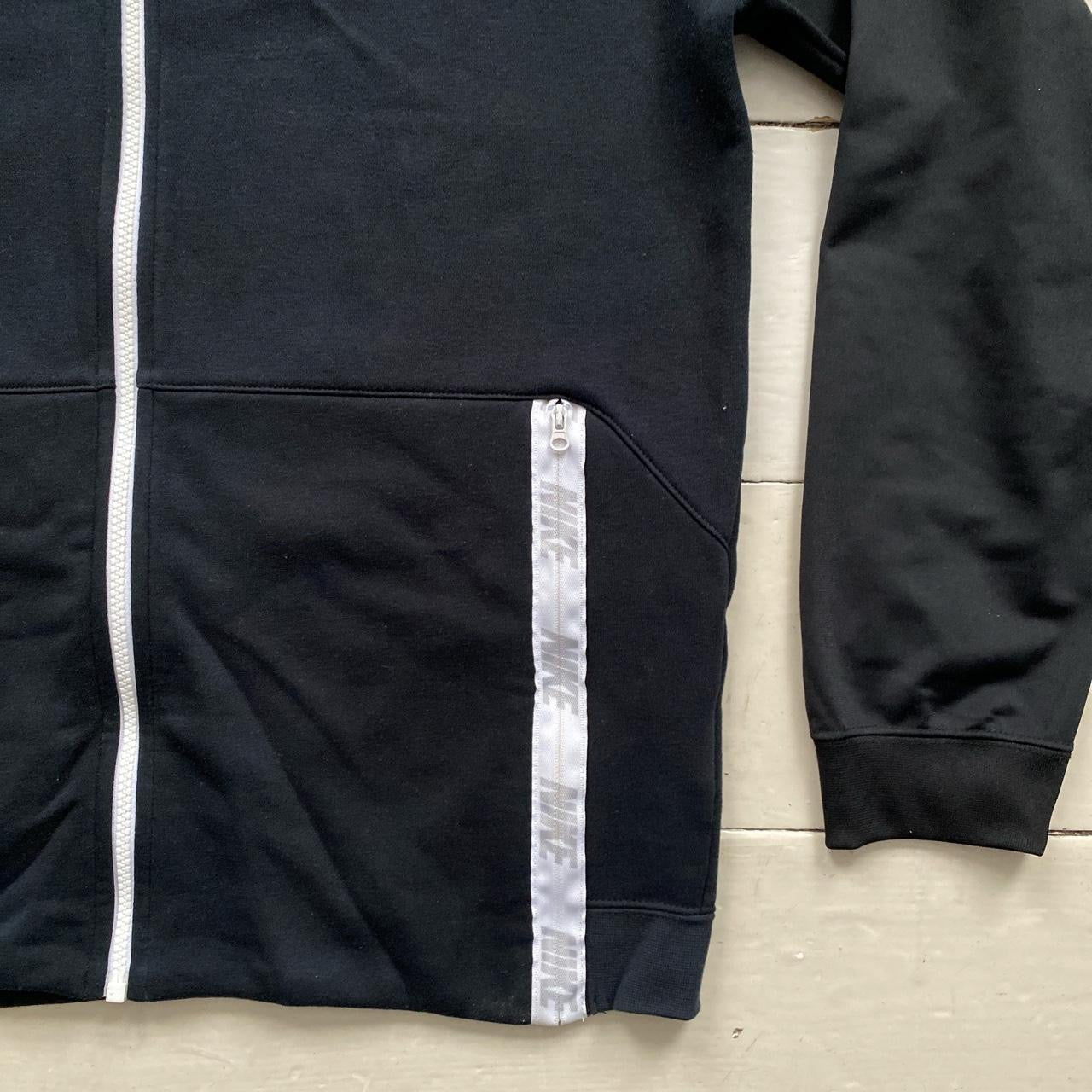 Nike Windbreaker Black Hoodie (Large)