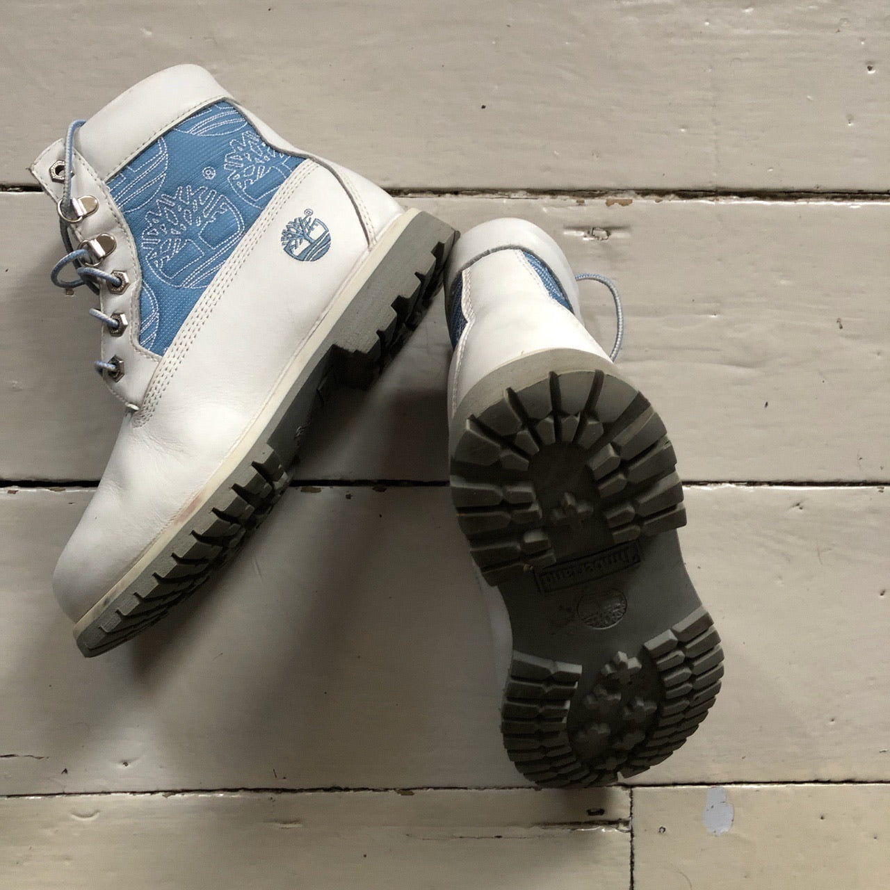 Timberland Blue and White Boots (UK 5)
