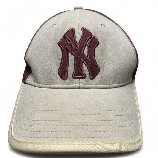 New York Yankees New Era White and Burgundy Baseball Cap