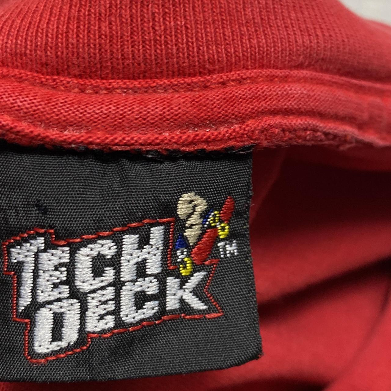 Tech Deck Red Graphic Vintage 90’s T Shirt (M)