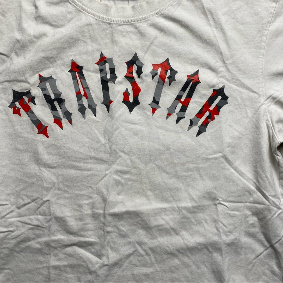 Trapstar Irongate Red and Grey Camouflage White T Shirt (L)