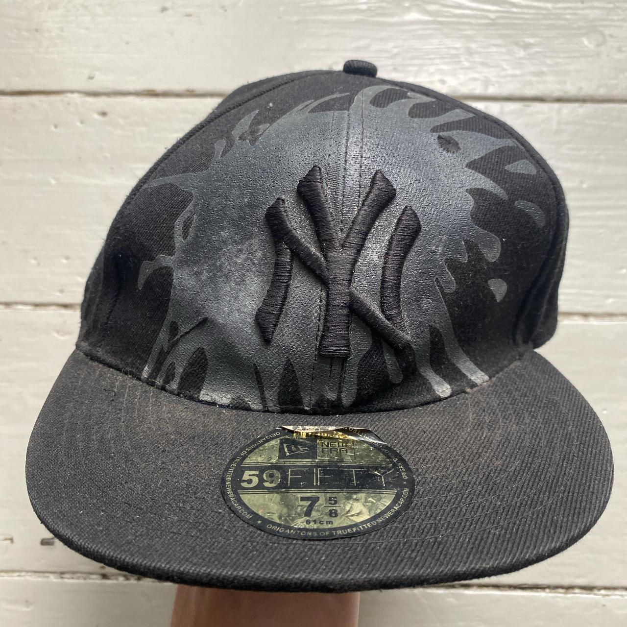 New York Yankees Black on Black Fitted Cap