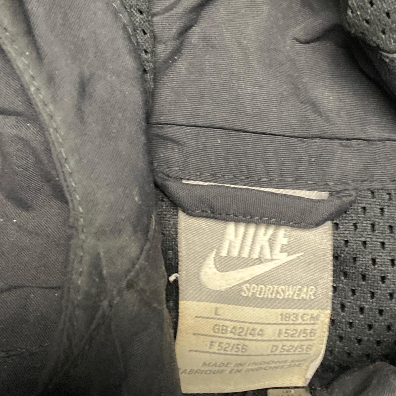 Nike Vintage Y2K Black and Gold Jacket (L)