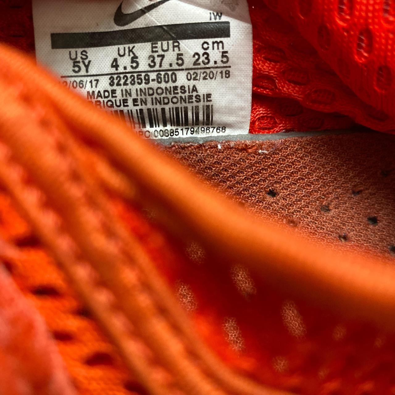 Nike Air Rift Red and White Non Split Tabi Toe Trainer Sandals (UK 4.5)