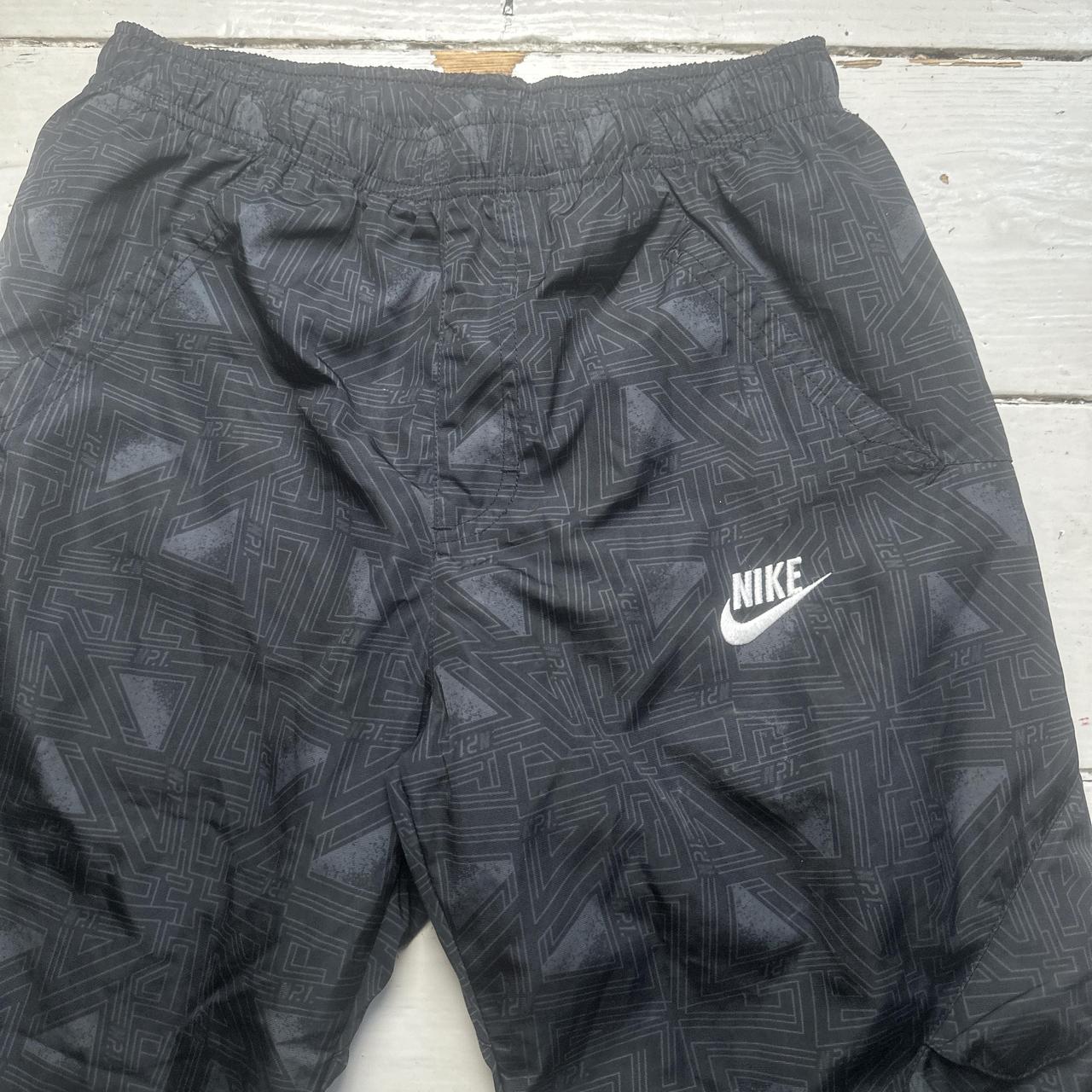 Nike Shell Cargo Trackpant Shorts