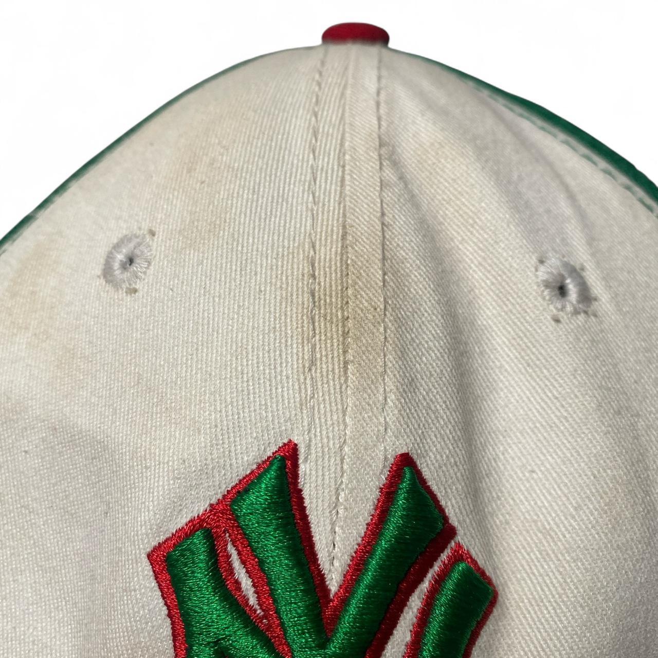 New York Yankees Mexico Italy Colours White Red and Green Fitted Cap