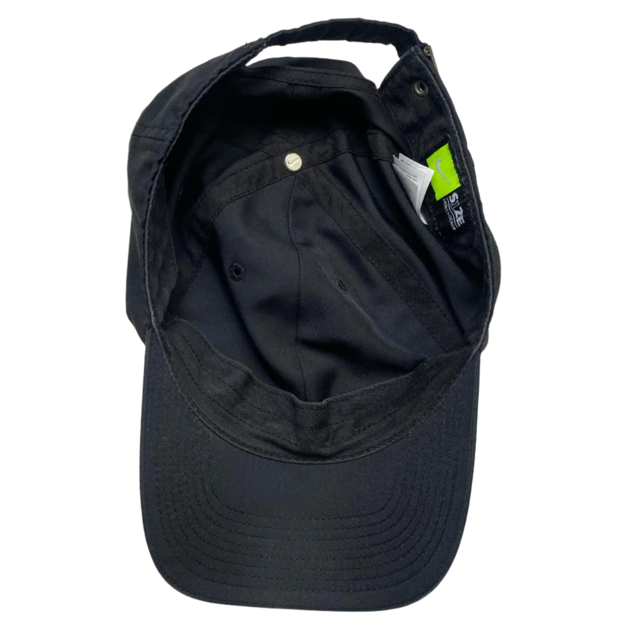 Nike Metal Silver Swoosh Black Cap
